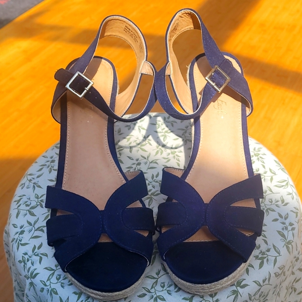 American eagle wedges blue size 12